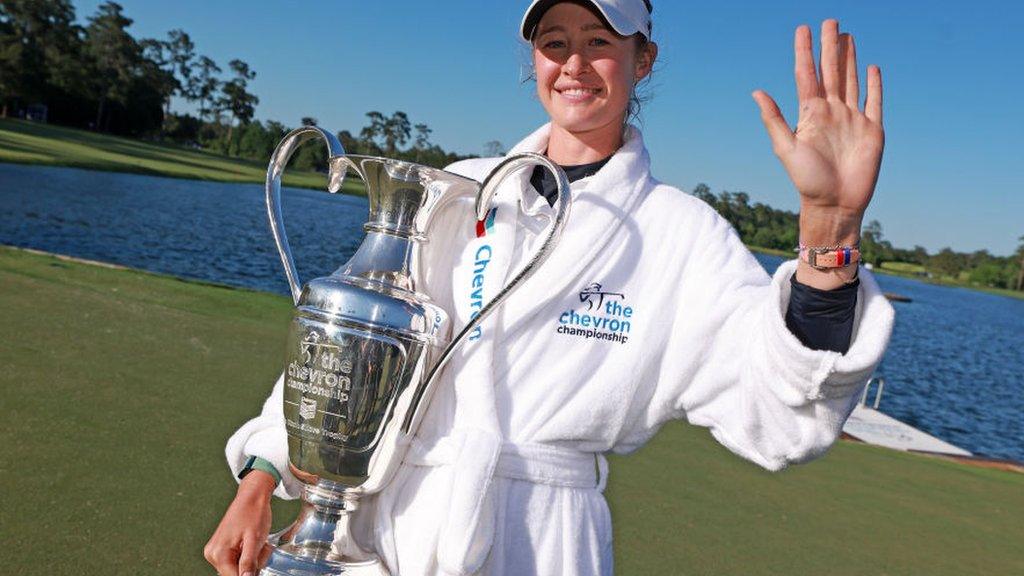 Nelly Korda with Chevron Championship trophy