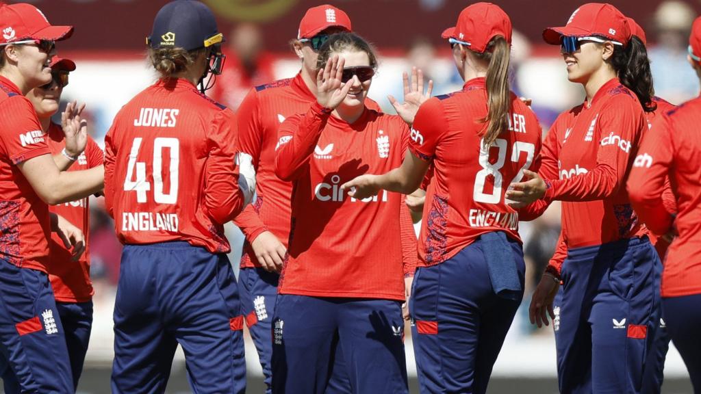 Charlie Dean celebrates a wicket