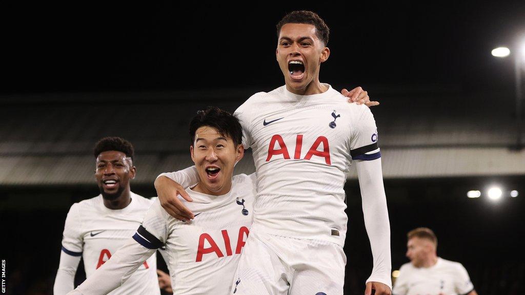 Brennan Johnson celebrating Heung-Min Son goal at Crystal Palace