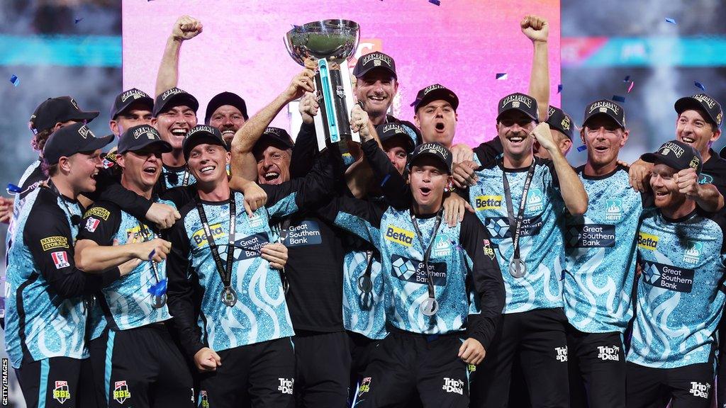 Brisbane Heat celebrate win