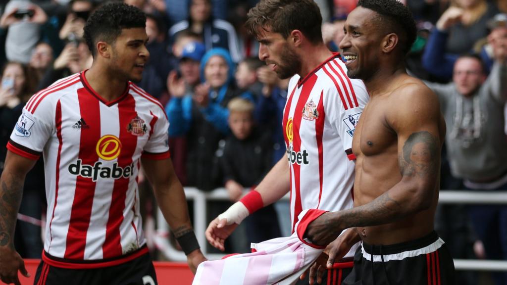 Jermain Defoe celebrates