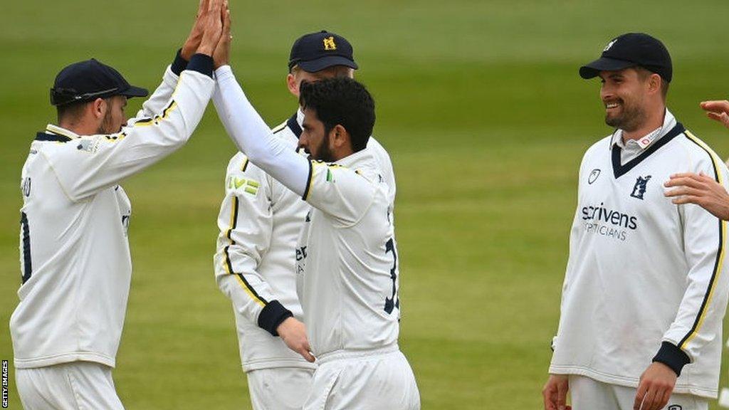 Hasan Ali took three Kent wickets on his Bears home debut