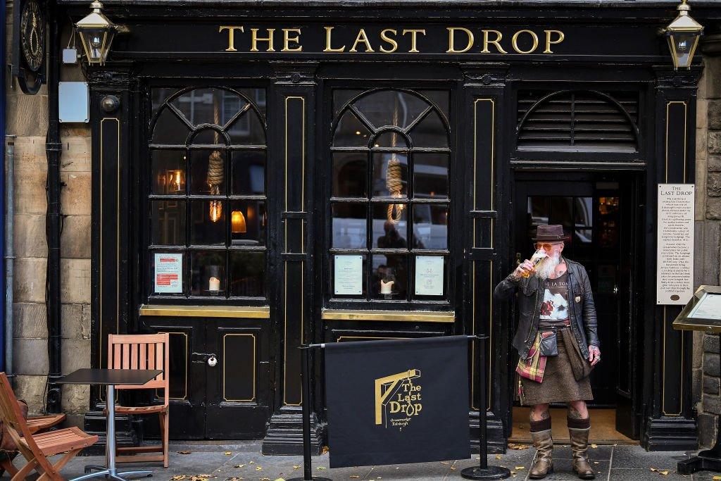 The Last Drop pub, Edinburgh