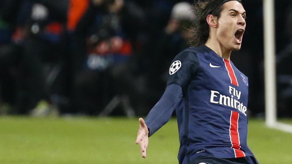 PSG's Edinson Cavani celebrates