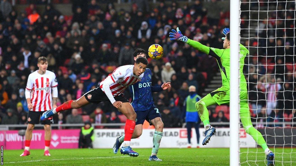 Jobe Bellingham nods in for Sunderland as Ilian Meslier tries to smother