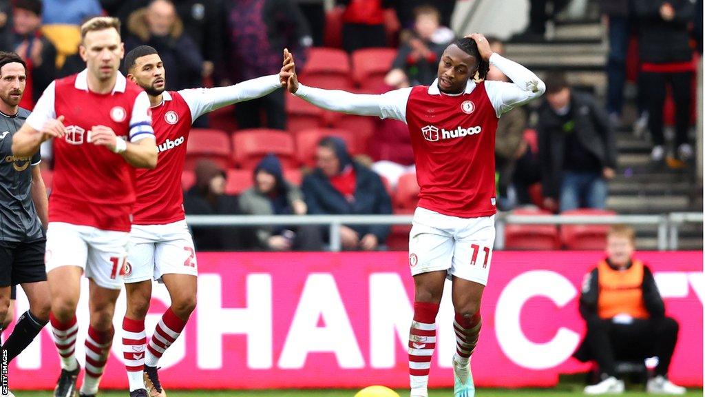 Antoine Semenyo celebrates with Bristol City