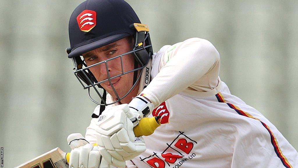 Dan Lawrence batting for Essex