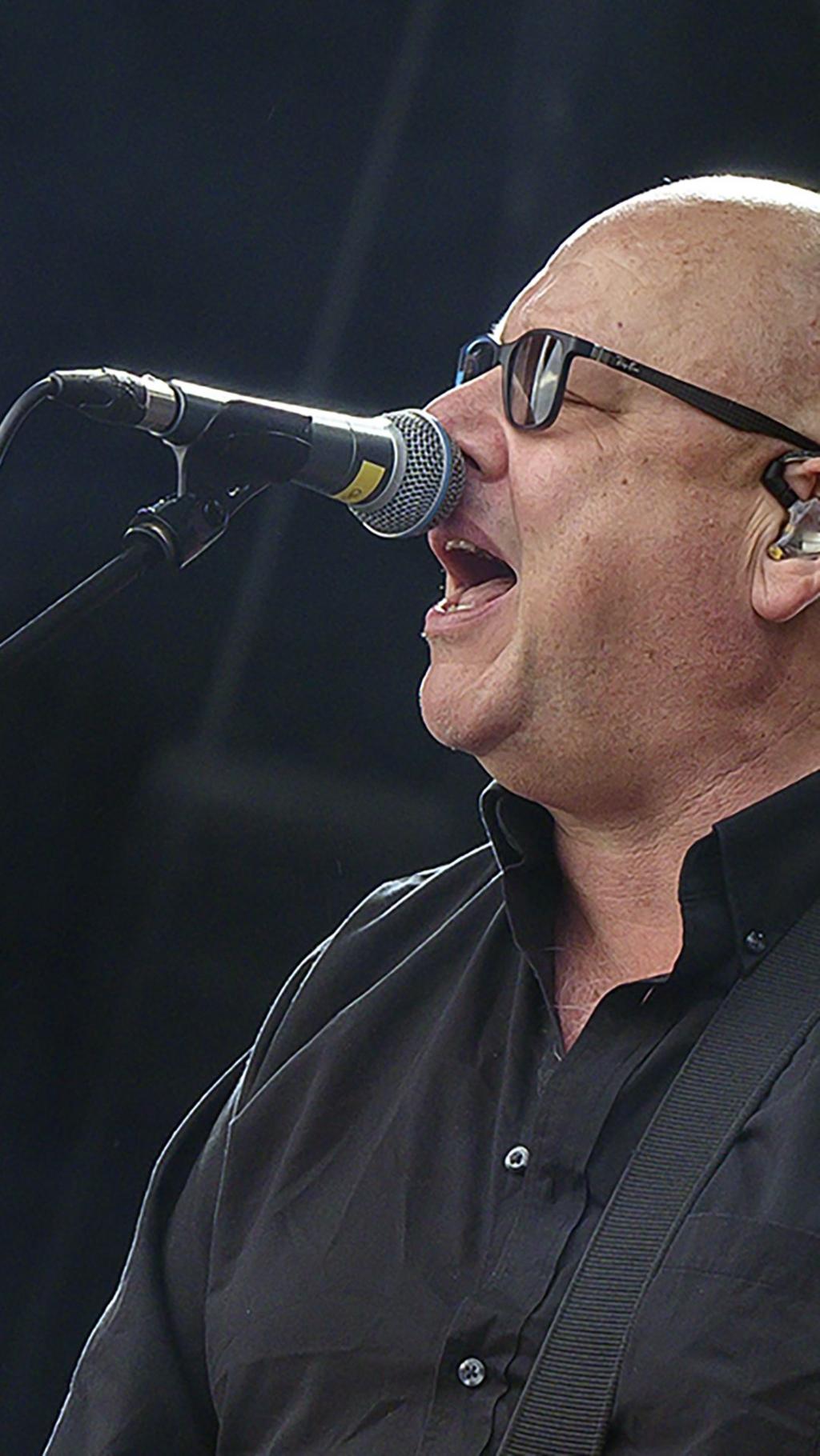 Alt-icons Pixies play new track Motoroller