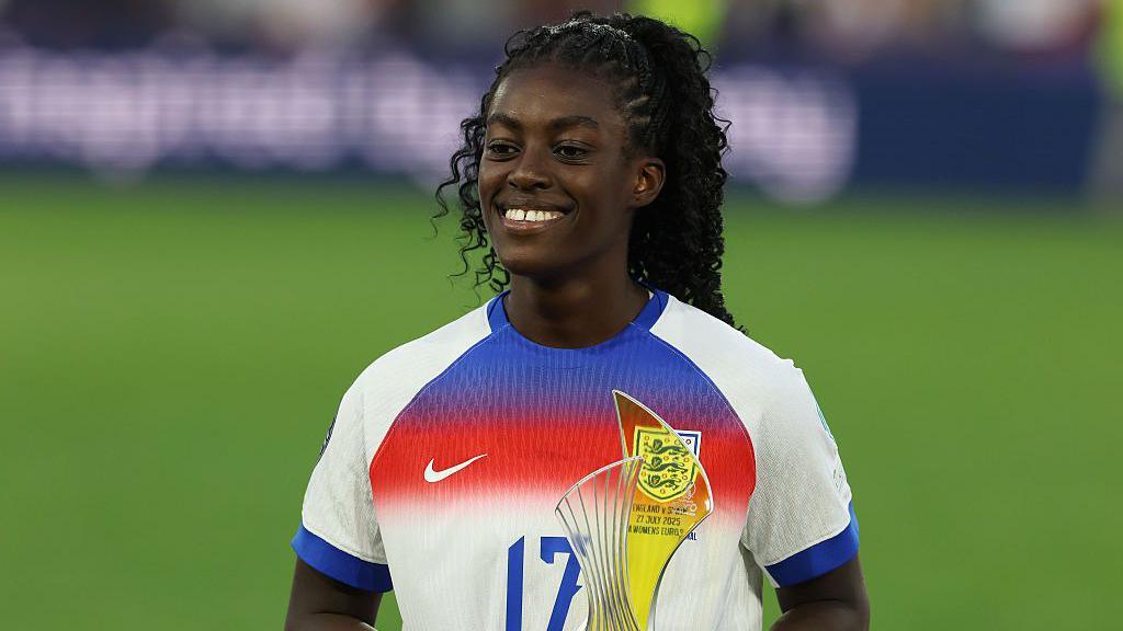 Michelle Agyemang of England poses for a photo after being presented with the UEFA Young Player of the Tournament award at Euro 2025.