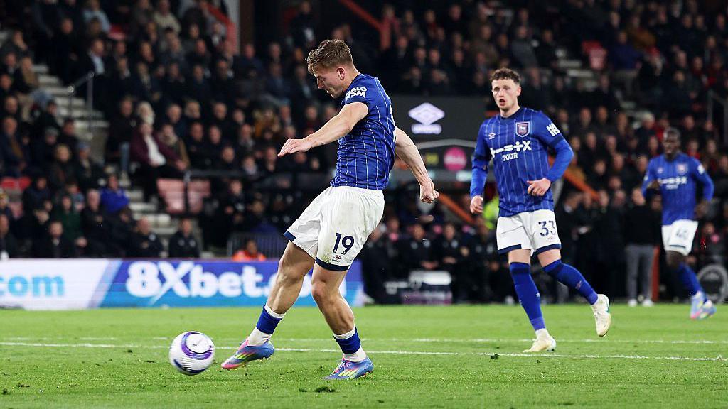 Liam Delap scores for Ispwich