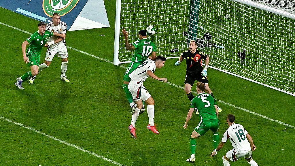 Adam Idah scores