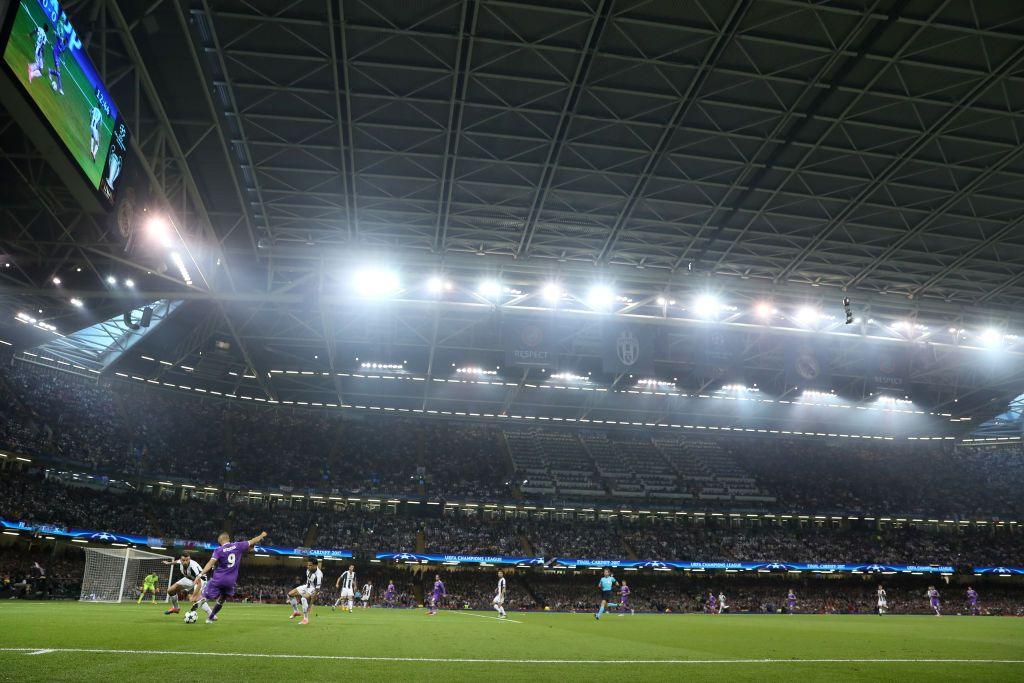 Principality Stadium roof