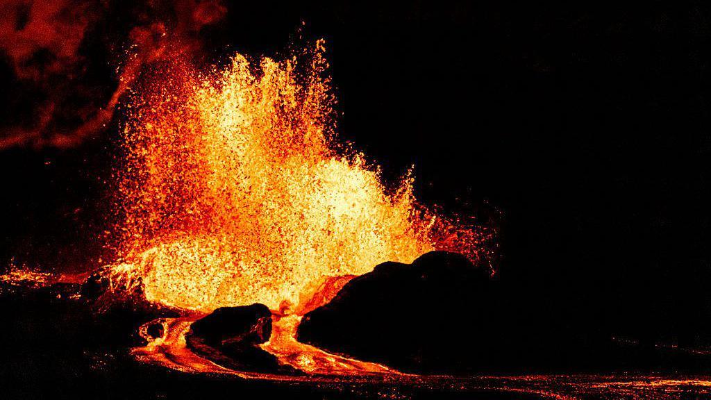 Lava flowing from Kilauea volcano in May 2025.