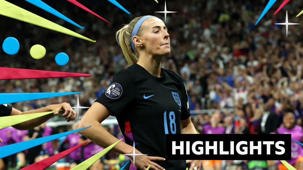 Kelly's extra-time goal gives England victory over Italy