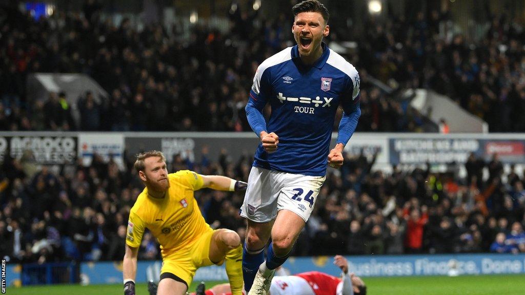 Kieffer Moore in action for Ipswich