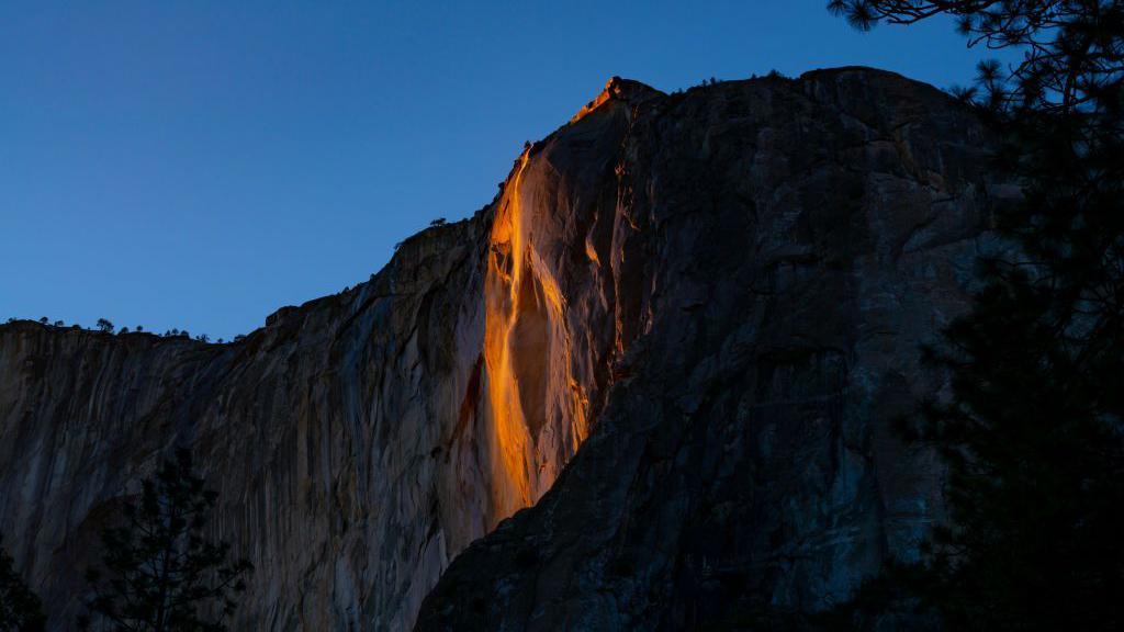 Yosemite firefall in 2021.