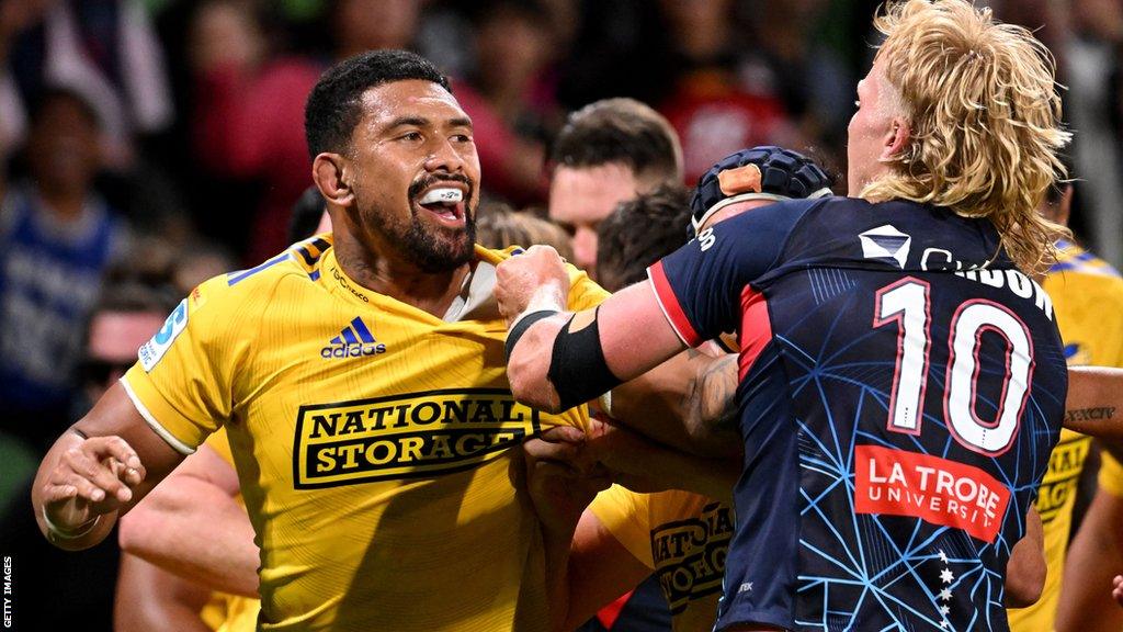 Ardie Savea in a scuffle with Melbourne Rebels player Aidan Morgan