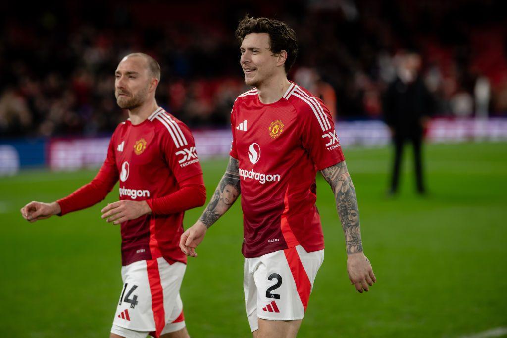 Christian Eriksen and Victor Lindelof permission  the transportation   aft  Manchester United's lucifer  against Ipswich Town astatine  Old Trafford successful  the Premier League.