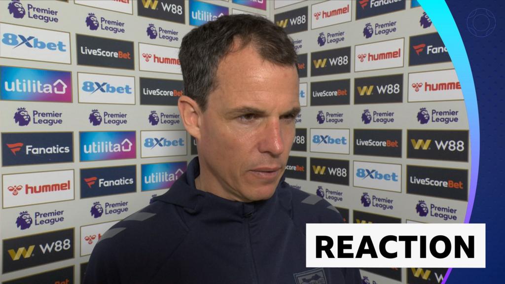 Le Bris reacts to 'painful' defeat