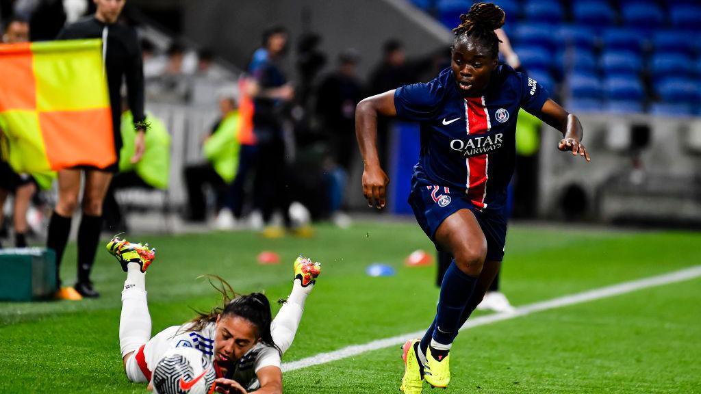 Sandy Baltimore in action for Paris St-Germain