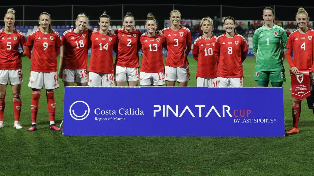 The Wales team line up ahead of their game against Iceland