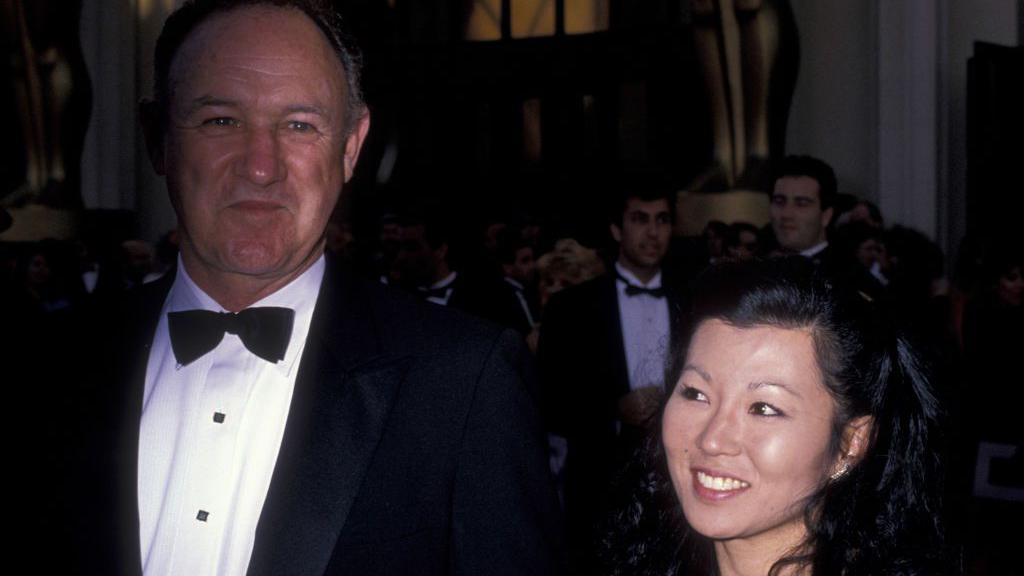 Gene Hackman and his wife, Betsy Arakawa, photographed 