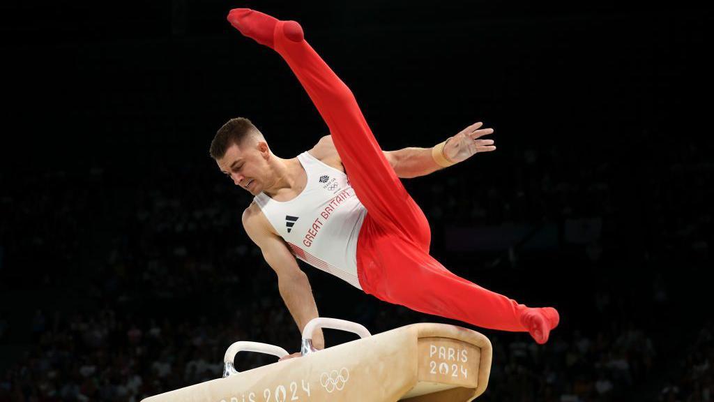 Max on the pommel horse
