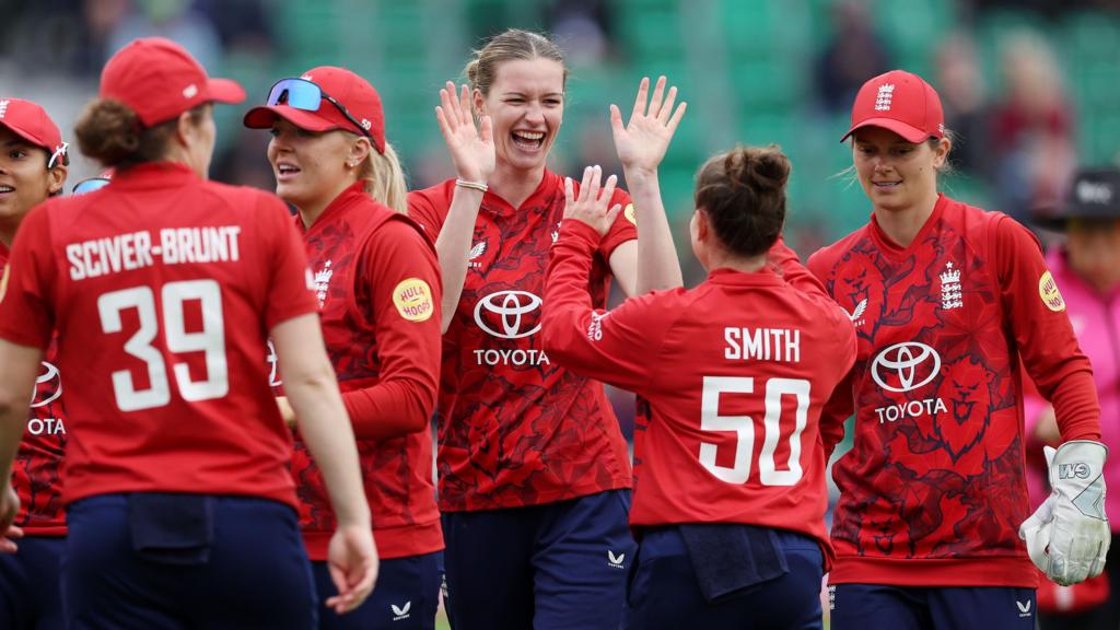 England beat West Indies in third women's T20 for series clean sweep - as  it happened - BBC Sport