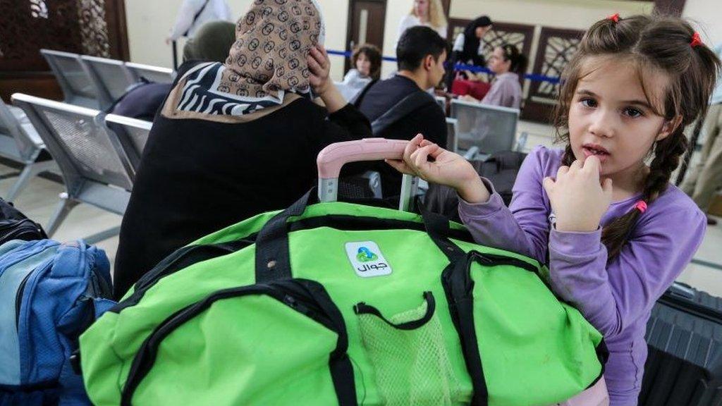 Foreign passport holders at the Rafah crossing on 2 November