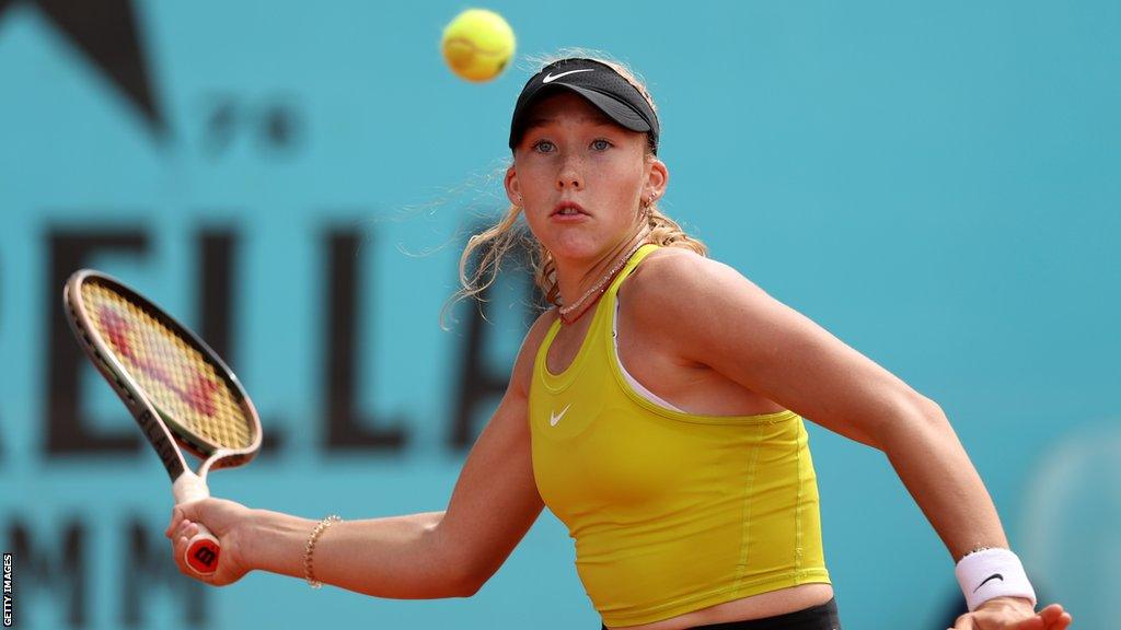 Madrid Open: Mirra Andreeva through to last 16 on 16th birthday - BBC Sport