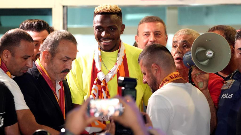 Victor Osimhen is met by fans as he arrives in Istanbul to complete his loan transfer to Galatasaray