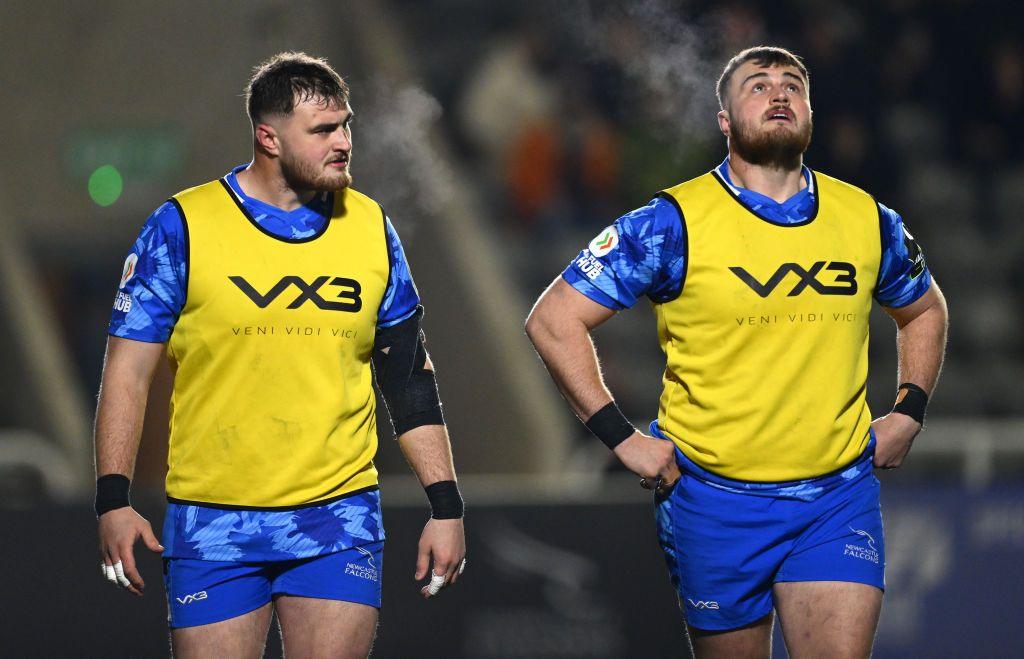 Twin props Connor (left) and Callum Hancock warming up for Newcastle's game against Montpellier