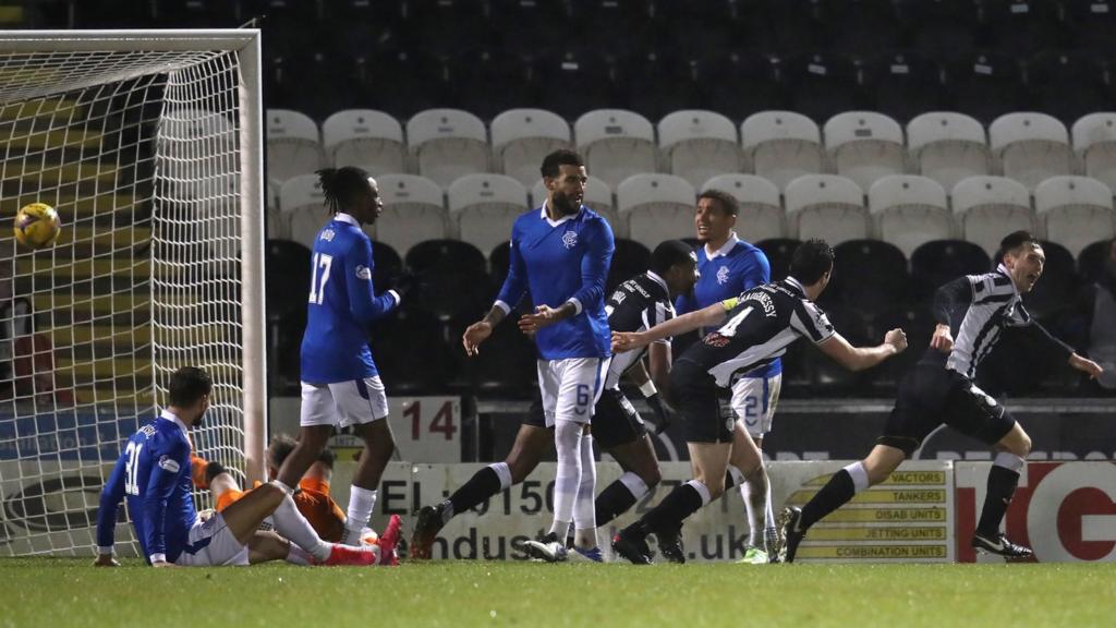 St Mirren v Rangers