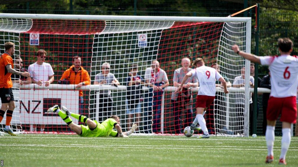 Blair Henderson scores for Spartans