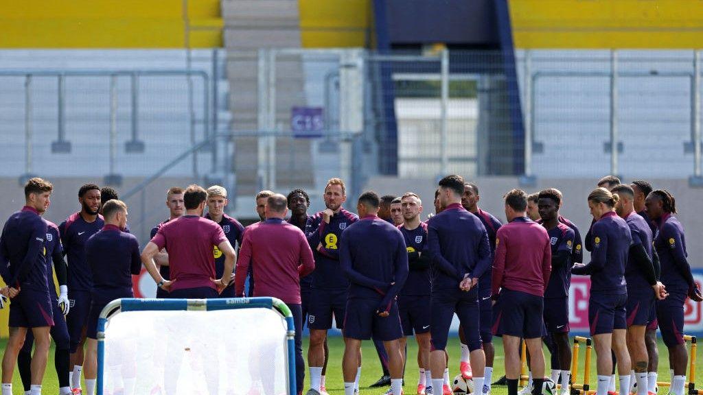 Euro 2024 build-up: Shaw trains with rest of England squad and Robertson in training with Scotland