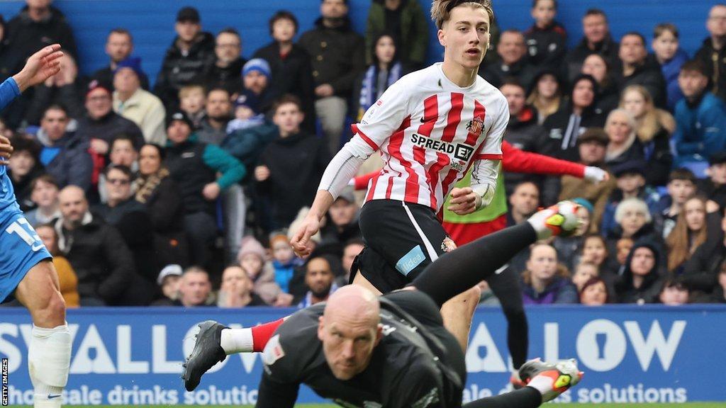 Jack Clarke scores for Sunderland