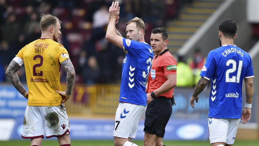 Scott Arfield celebrates