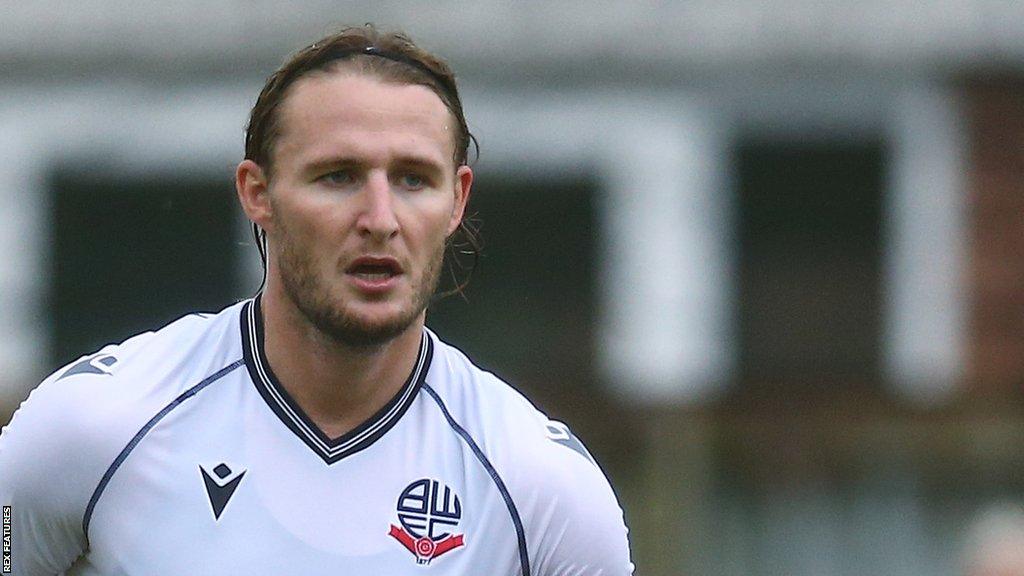 Kieran Sadlier in action for Bolton Wanderers