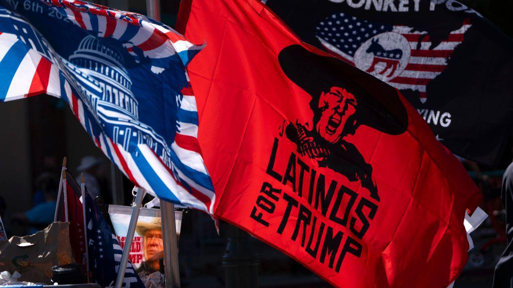 Latinos for Trump flag