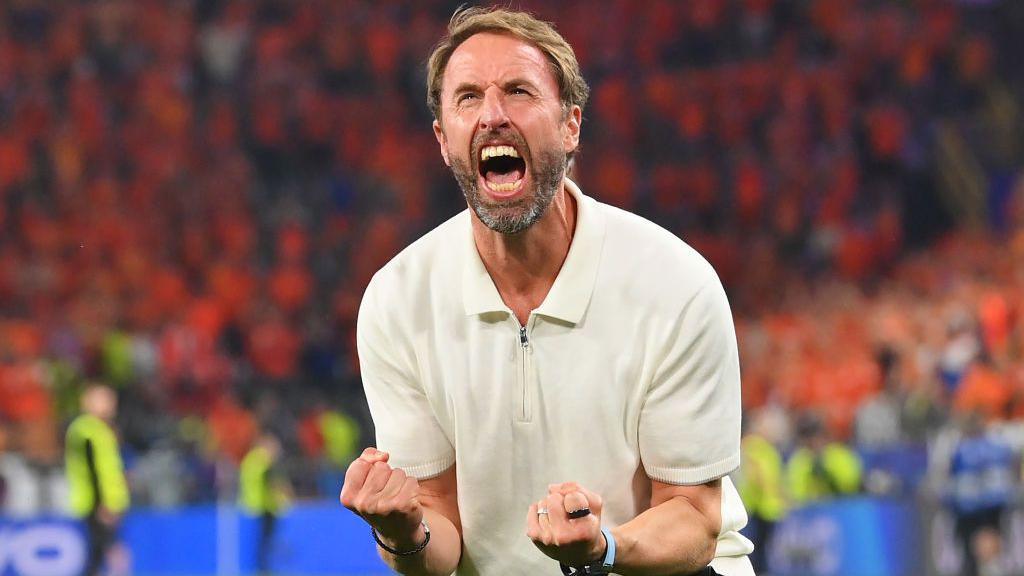 gareth southgate, celebrating