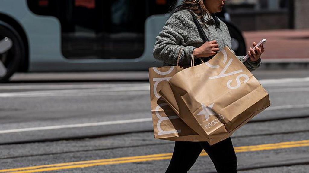 US economic growth sees surprise slowdown in second quarter