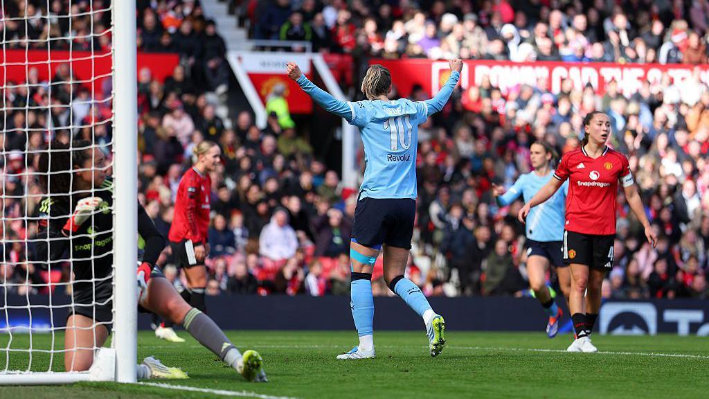 Vivianne Miedema celebrates scoring at Old Trafford