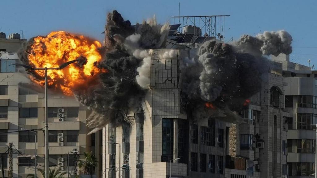 An explosion takes place in a building following an Israeli strike, amid escalating hostilities between Israel and Hezbollah, as the U.S.-Israel conflict with Iran continues, in Beirut, Lebanon, March 31, 2026