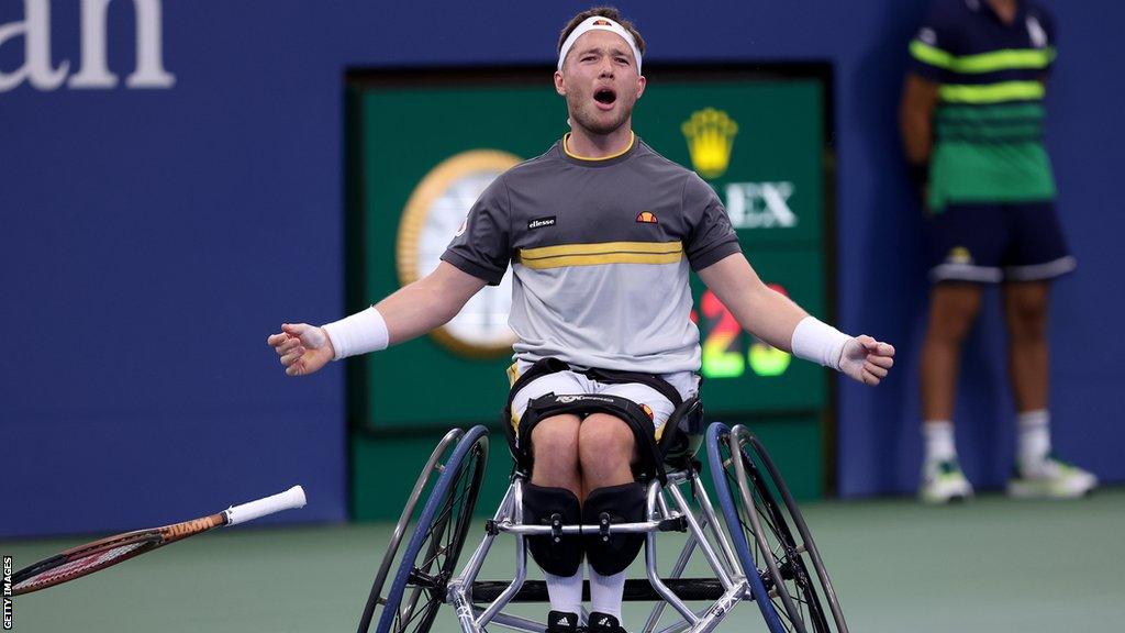 Alfie Hewett celebrates US Open title win