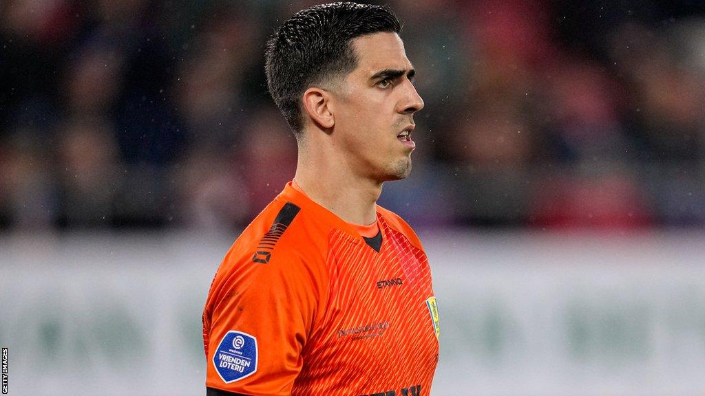 Joel Pereira in goal for RAC Waalwijk