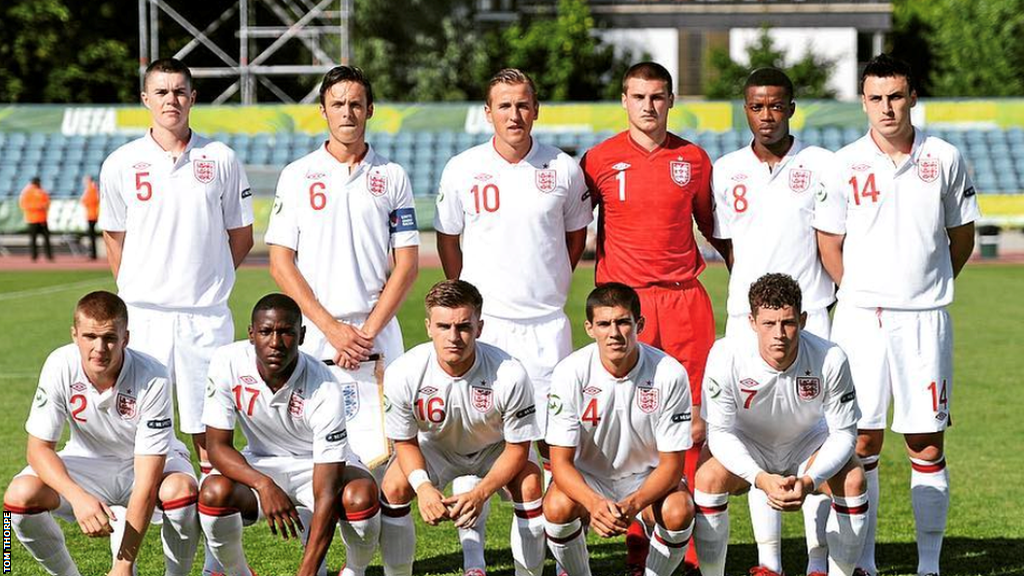 Tom Thorpe poses with an England youth team