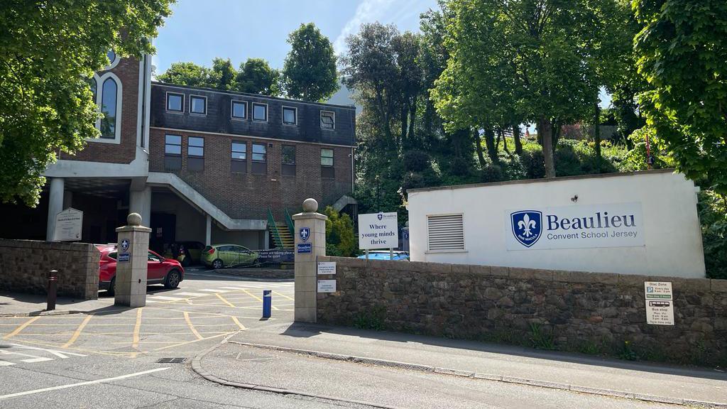 Beaulieu School Jersey entrance