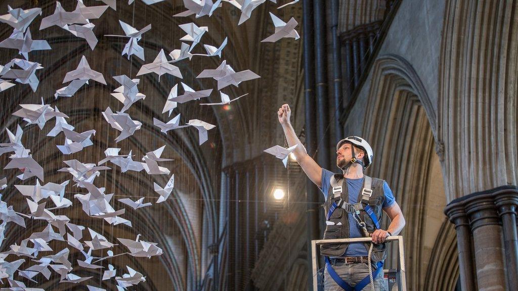 Les Colombes, Salisbury Cathedral, Wiltshire