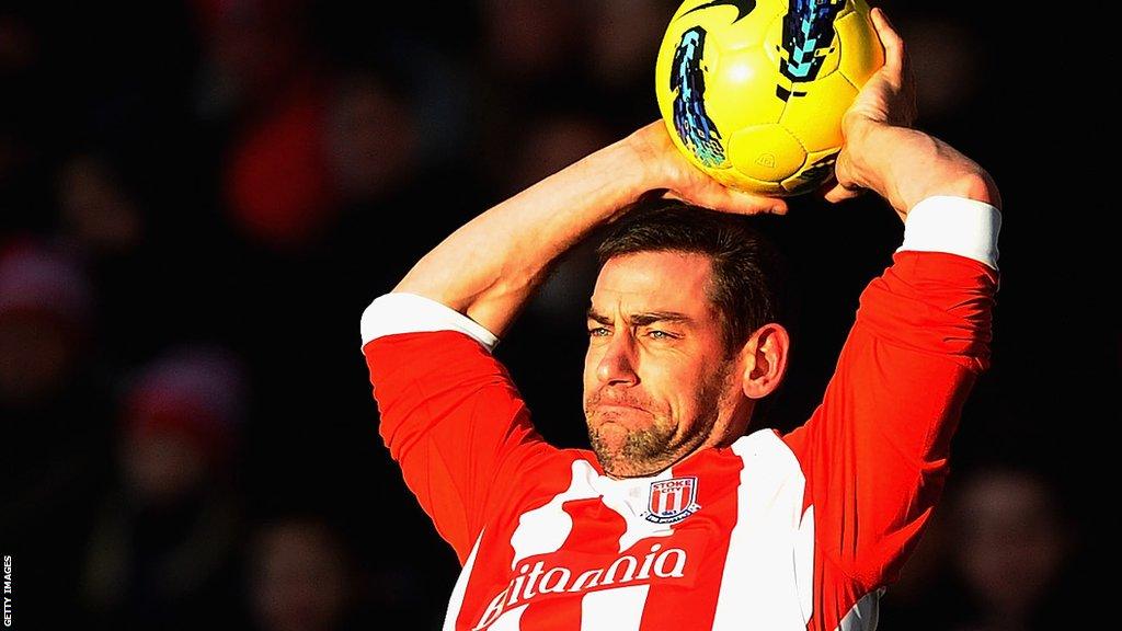 Rory Delap taking a long throw-in for Stoke City