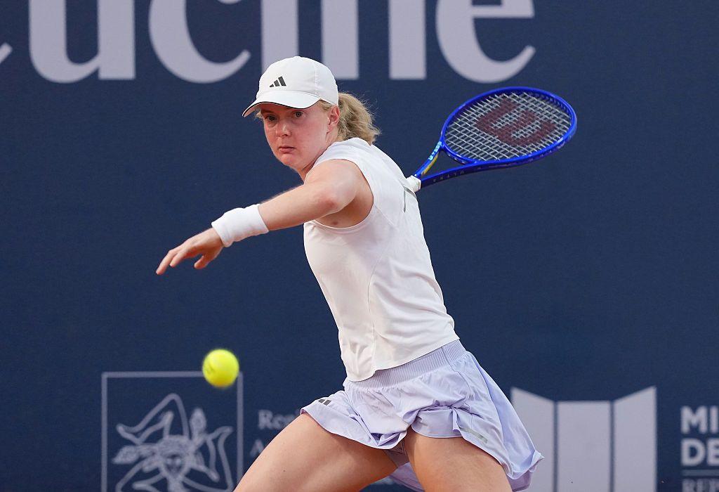 Francesca Jones in action at the Palermo Women's Open.